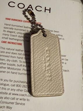 Coach Pearl Pebbled Hangtag Replacement with Chain